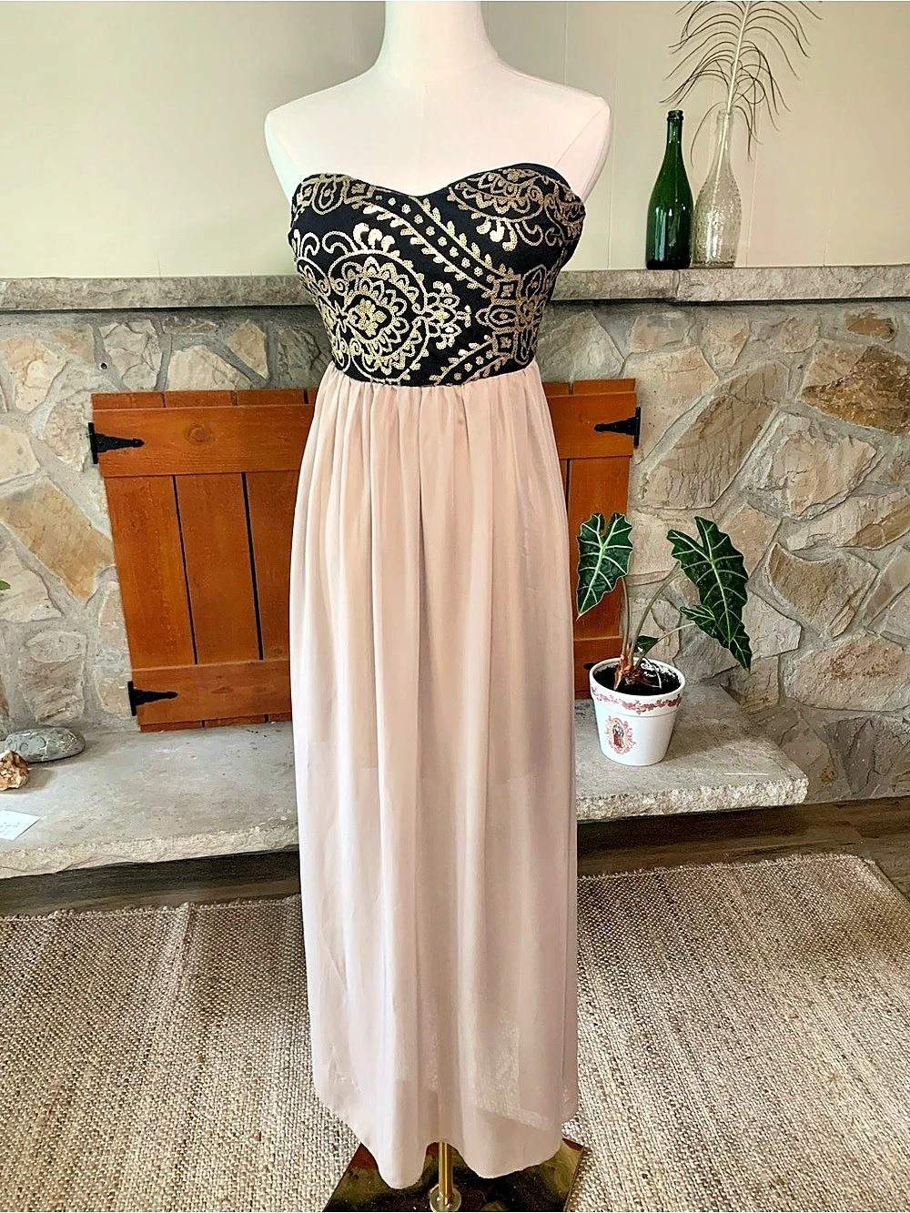 Papaya Women’s Strapless Gold Sequin Black and Beige Maxi Dress Size Medium